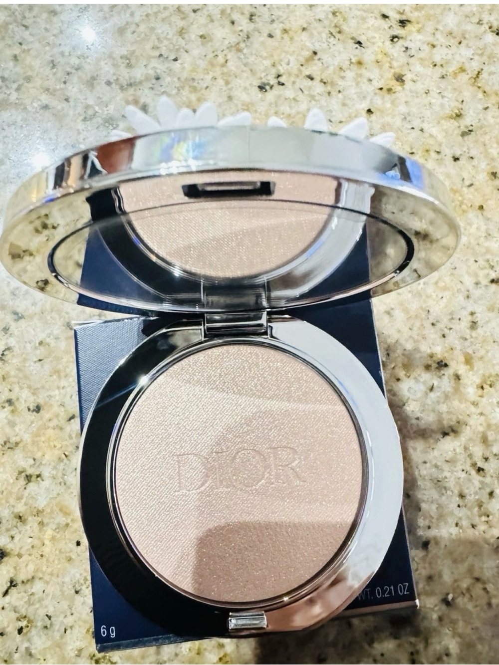 Dior Forever Glow Luminizer #003. Limited edition - Picture 4 of 8